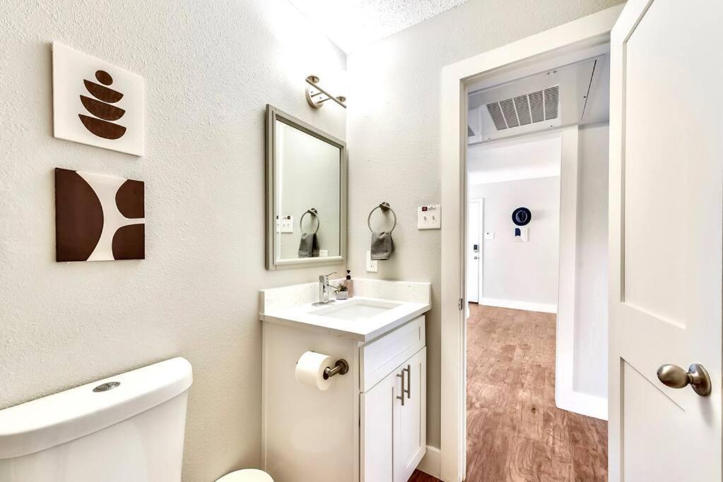 Bright And Cheerful Flat, Near Fair Park Apartman Dallas Kültér fotó